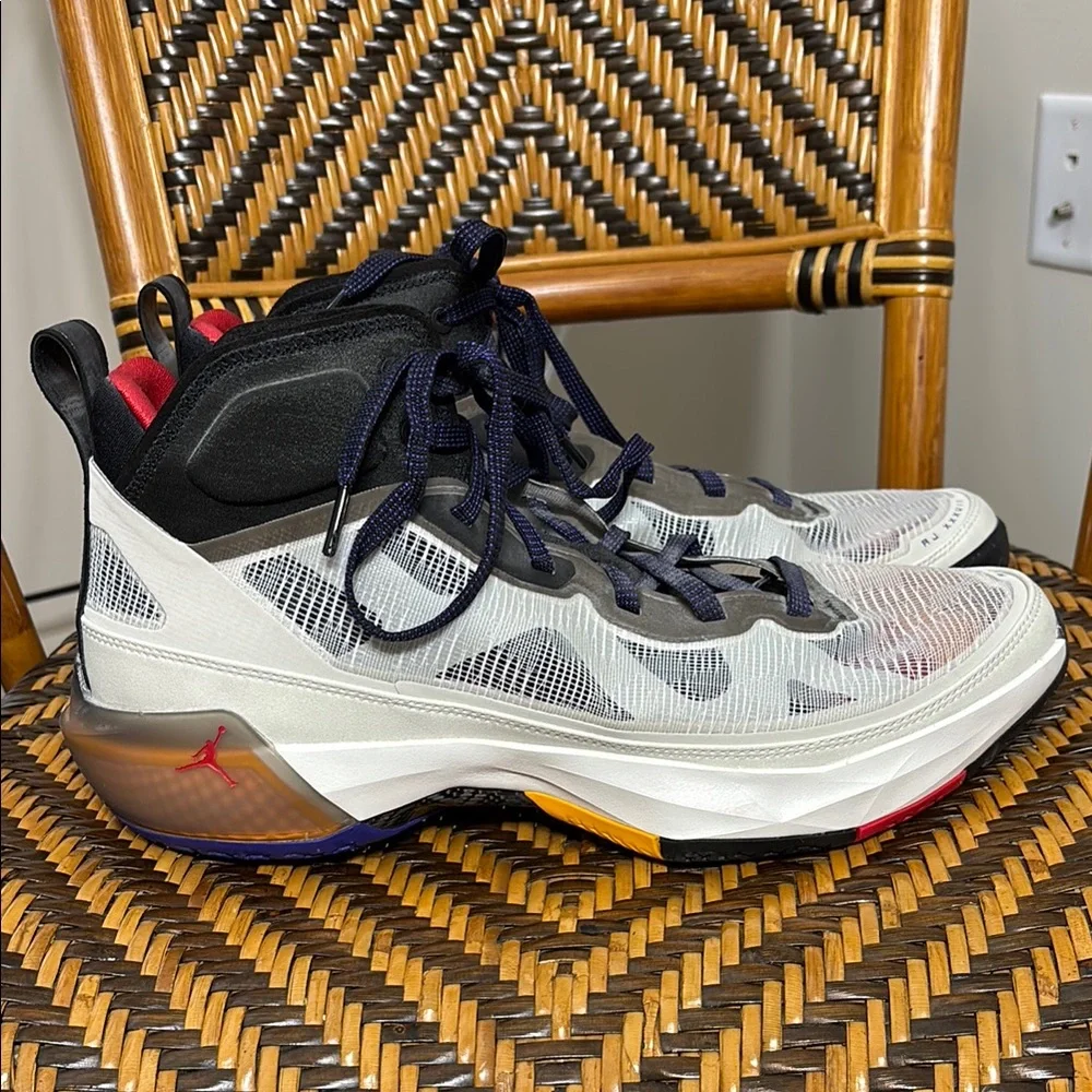 Jordan 37 Light Bone Dark Concord DD6958-060